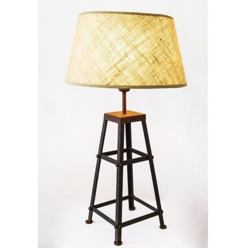 LAMPARA DE MESA TRIPODE FARO